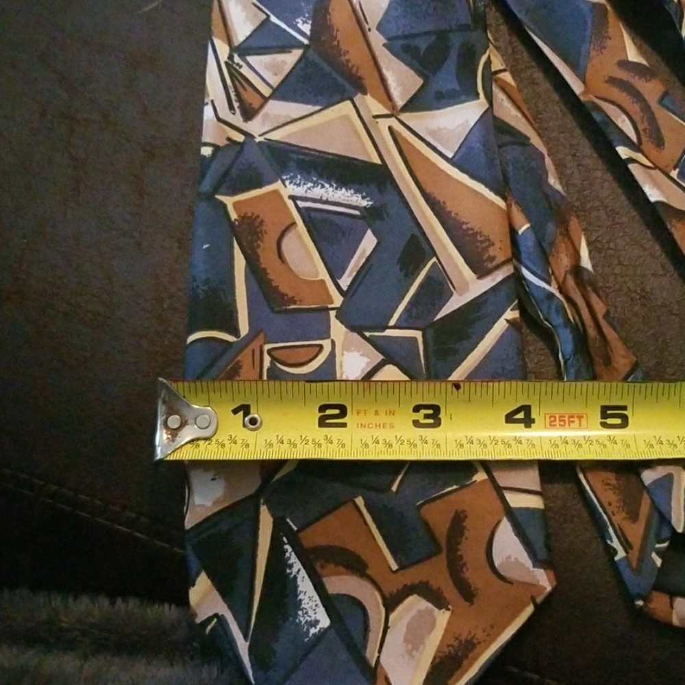 Tie👔 - Picture 3 of 5